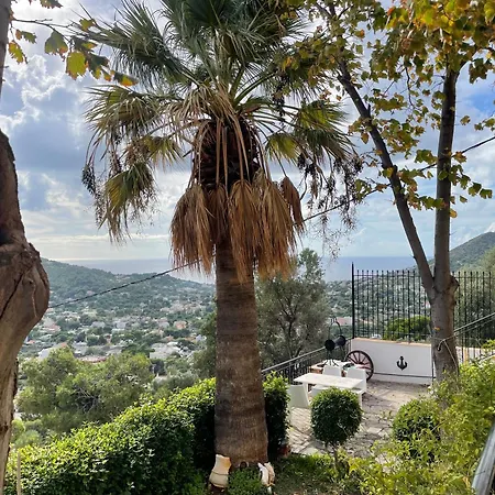 Eagles Nest Athenian Riviera In Near Lagonisi, Next To The Close To Athens Airport Αγία Μαρίνα